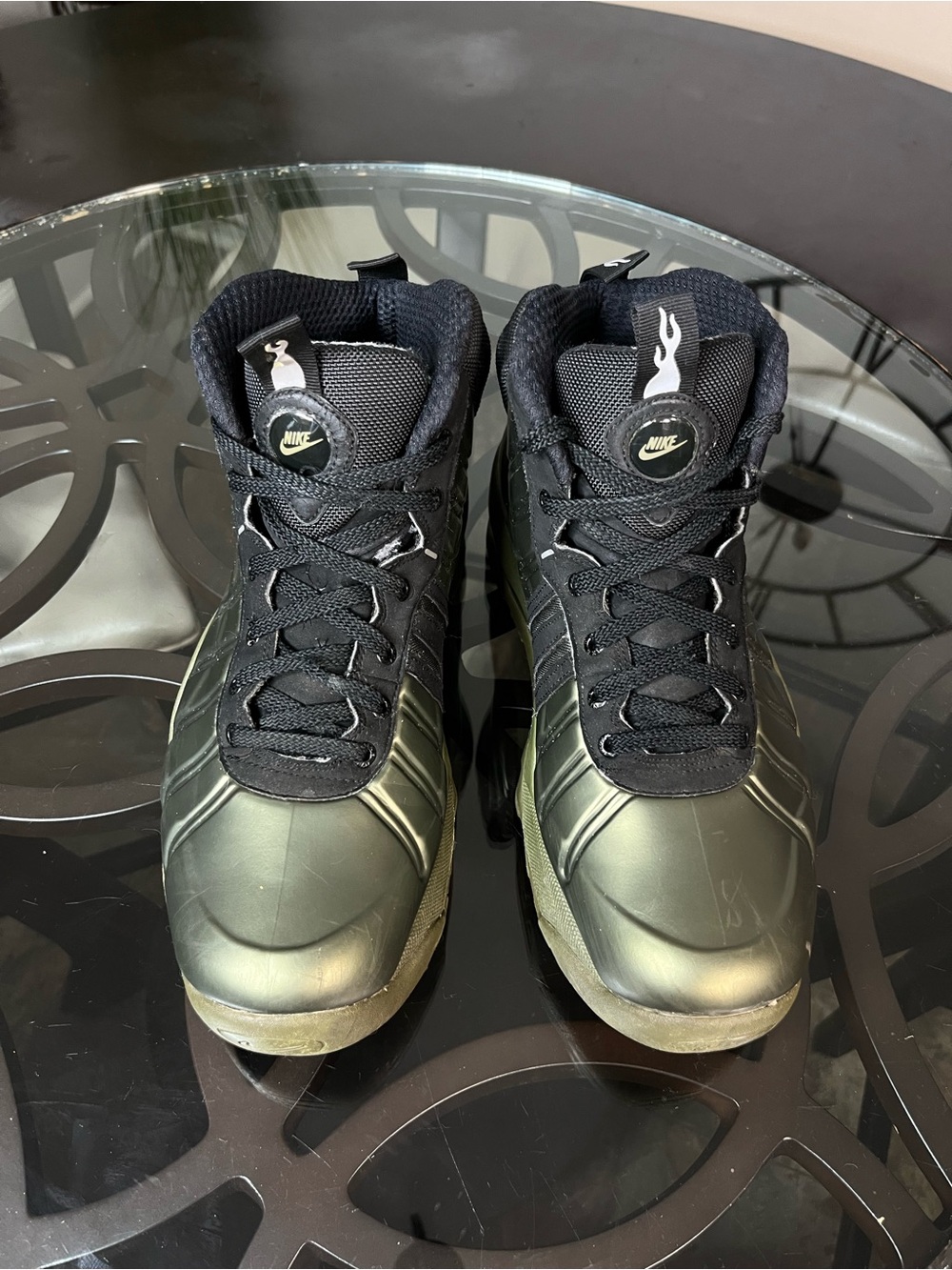 Nike Air Bakin Posite Medium
Olive/Black High Top
Sneakers Sz 9.5 - Picture 3 of 5